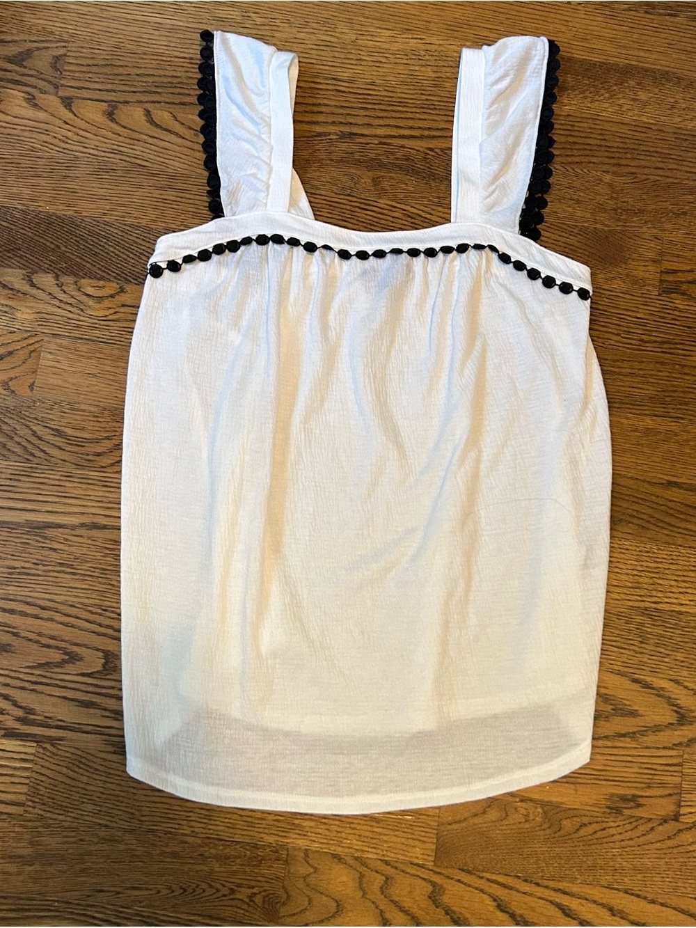 Apt. 9 White Tank with Ruffle detail and Black Trim 0110
